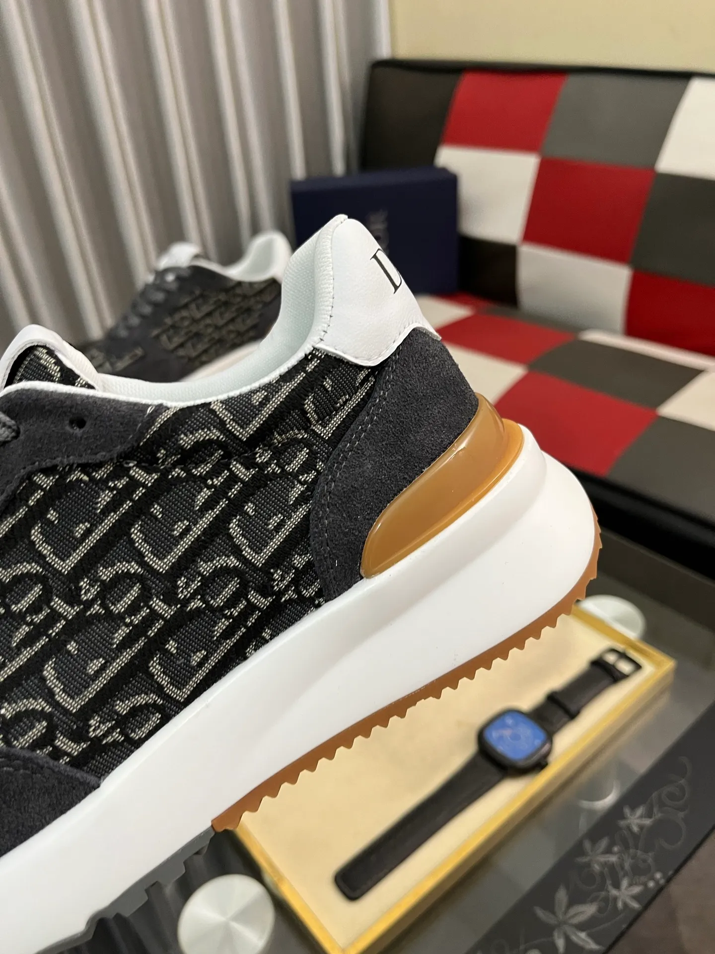 Men's shoes 💰438⌚️⌚️ [Dior] new casual shoes. Exclusive mold-making custom style, the fabric is imported from Italy, and the leather is breathable inside. Exclusively molded and customized outsole is wear-resistant. Counter-level version, perfect matching, on-shoe effect, and exquisite workmanship. Code number: 38-444️⃣Colors available
